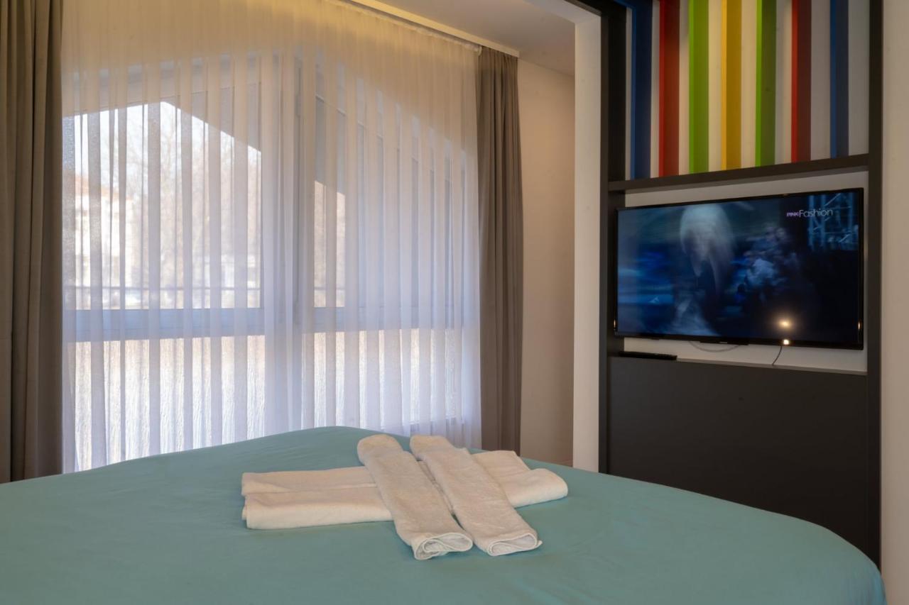 Apartments Slana Oaza 투즐라 외부 사진